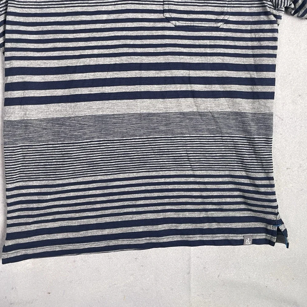 The North Face‎ Golf Polo Shirt Mens Medium Performance Short Sleeve Striped